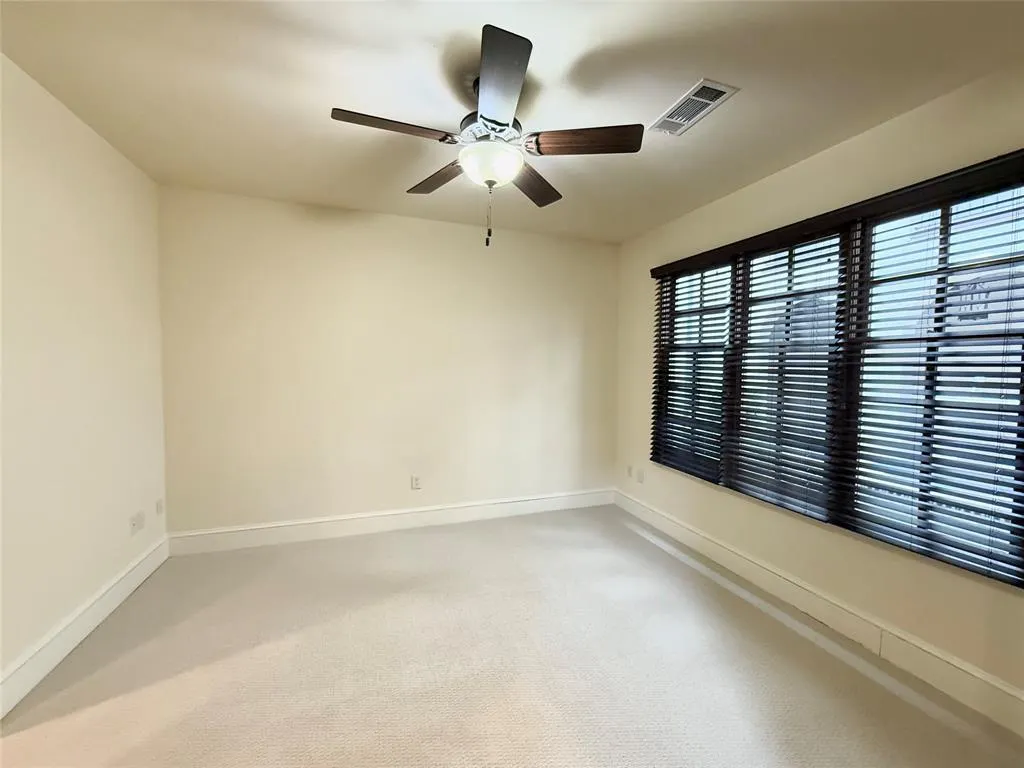 2510 N Henderson, #5