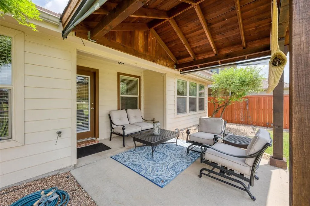 824 Golden Bear Lane