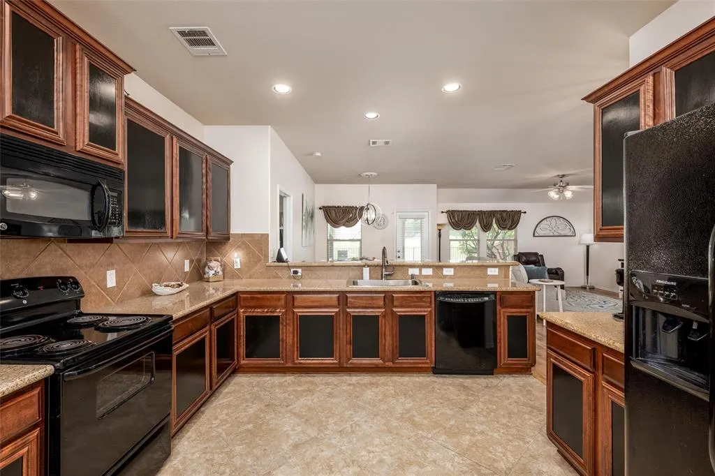 824 Golden Bear Lane