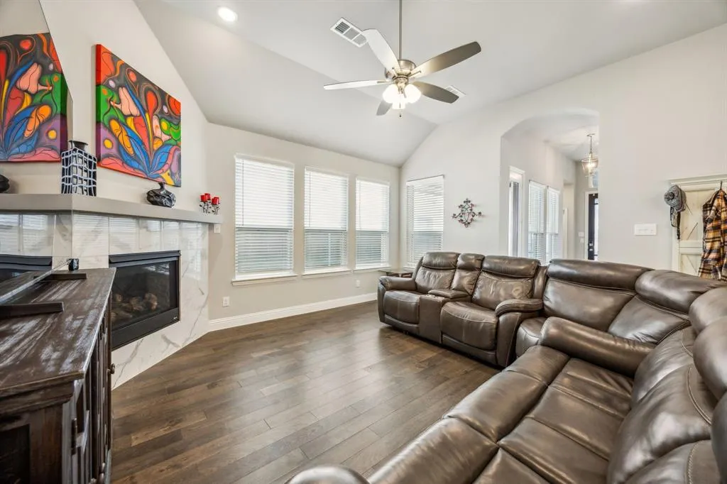 8113 Meadow Valley Drive