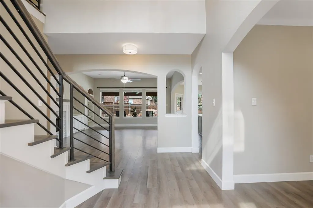 2400 New Glen Drive