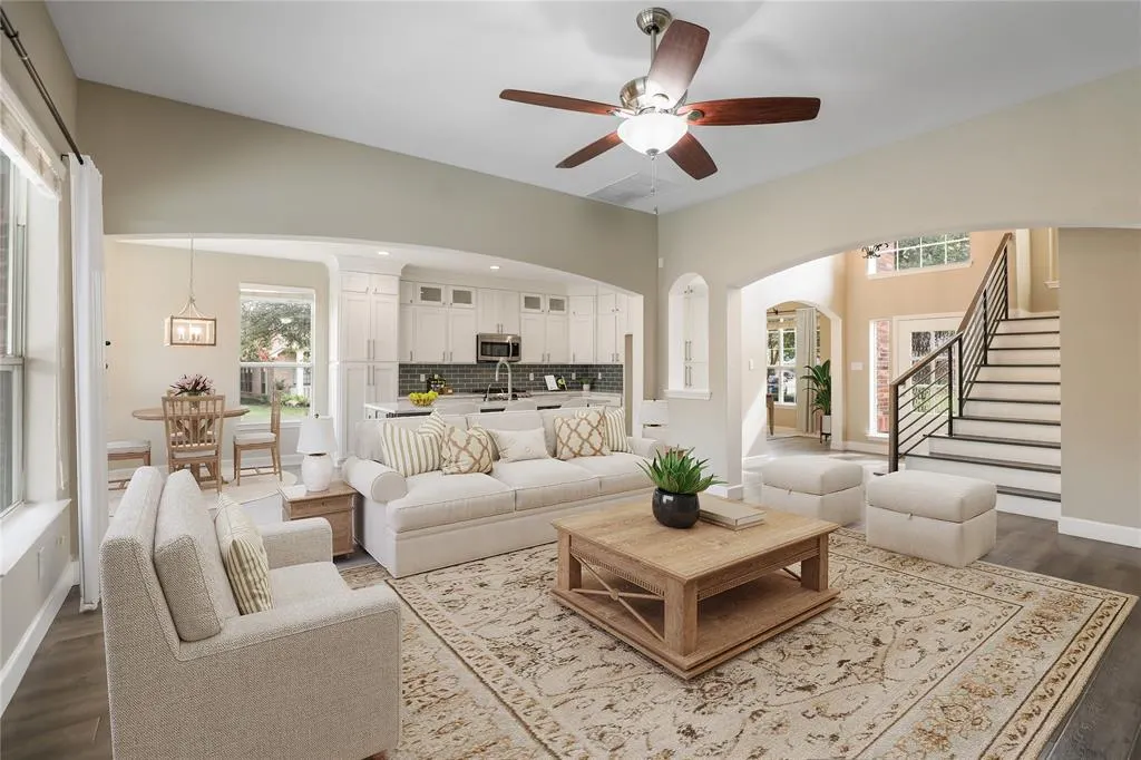 2400 New Glen Drive