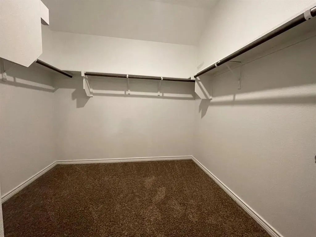 1104 Royal Lane