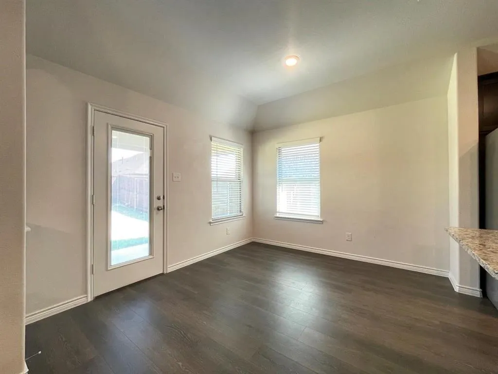 1104 Royal Lane
