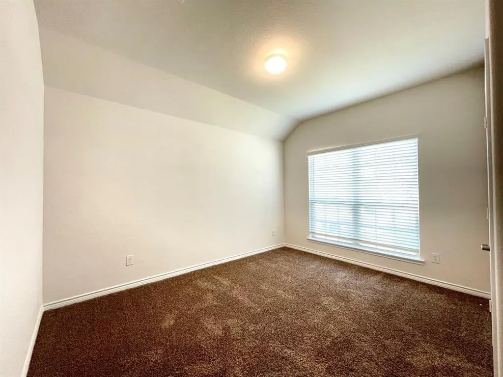 1104 Royal Lane