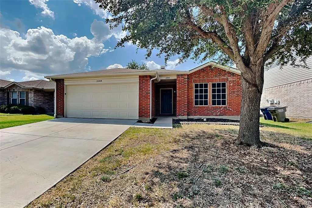 2204 Maple Drive