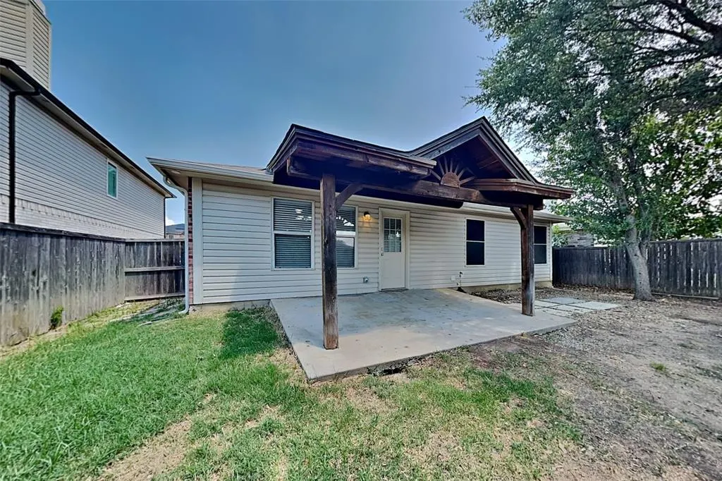 2204 Maple Drive