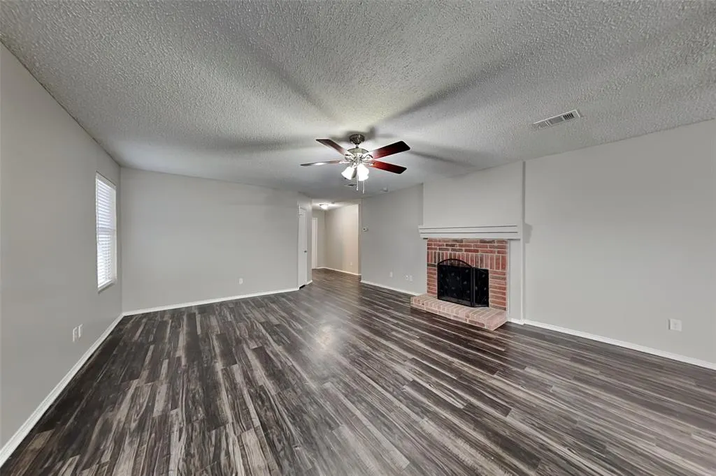 2204 Maple Drive