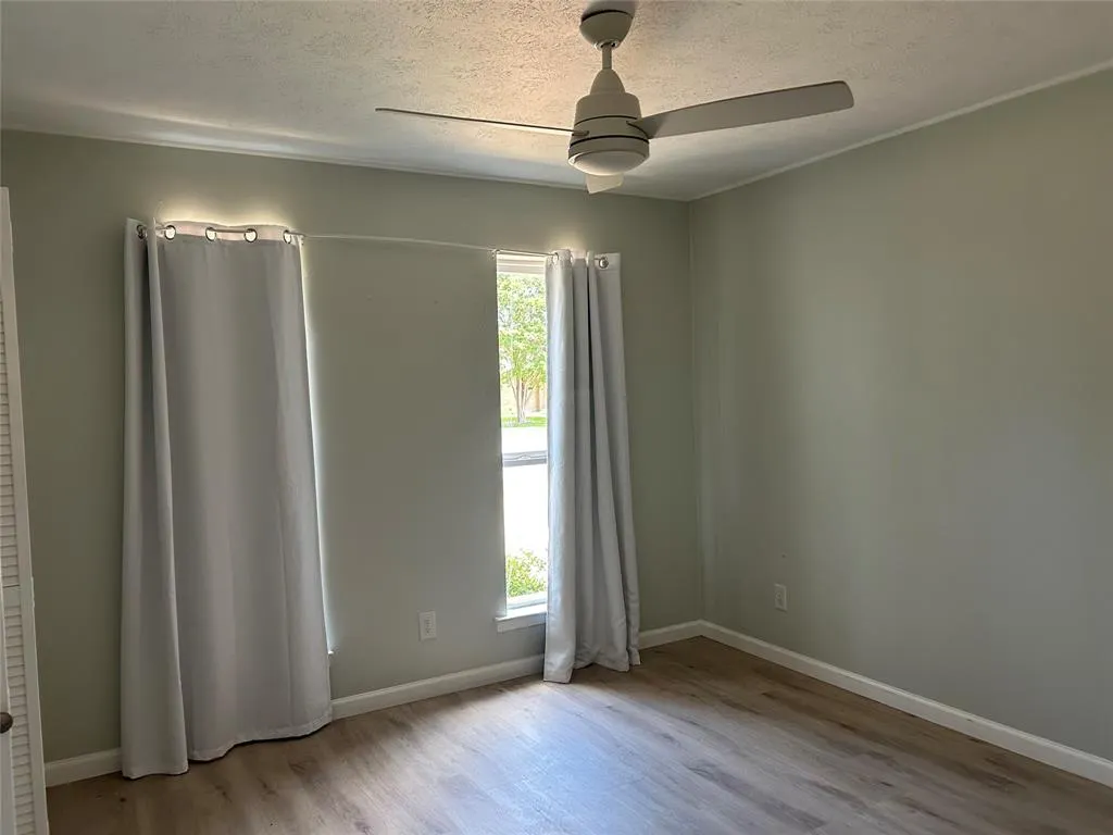 1104 Hillsdale Drive
