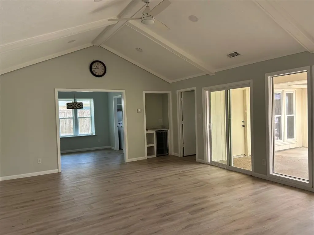 1104 Hillsdale Drive
