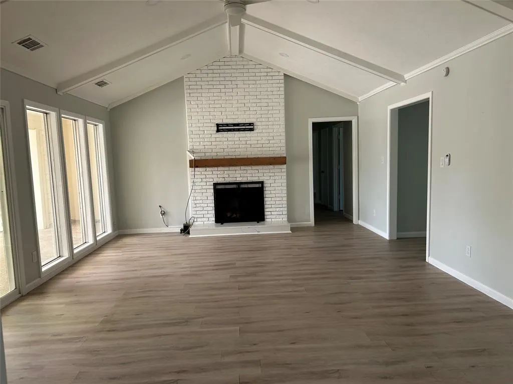 1104 Hillsdale Drive