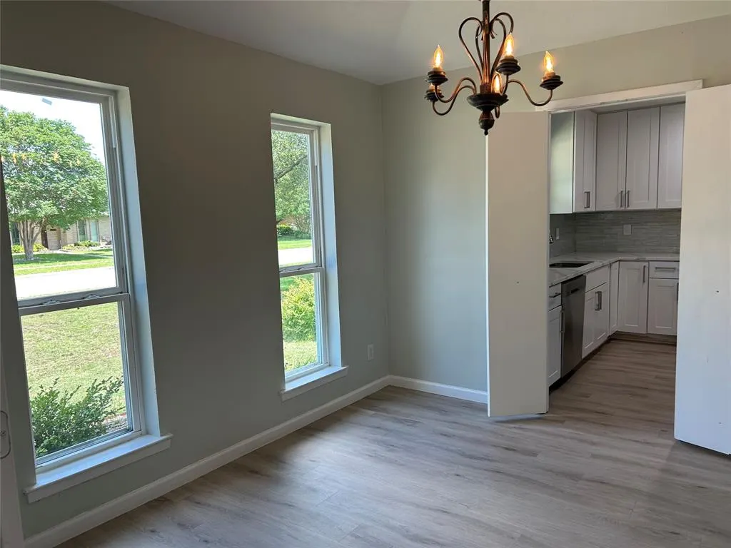 1104 Hillsdale Drive