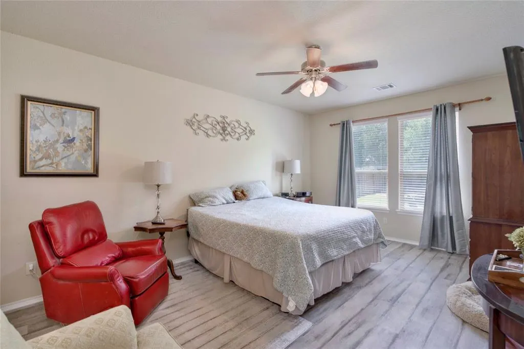 1208 Cheyenne Drive