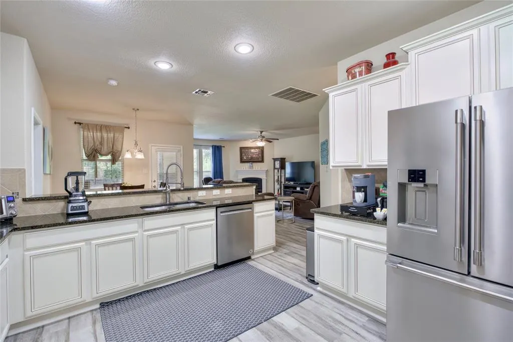 1208 Cheyenne Drive