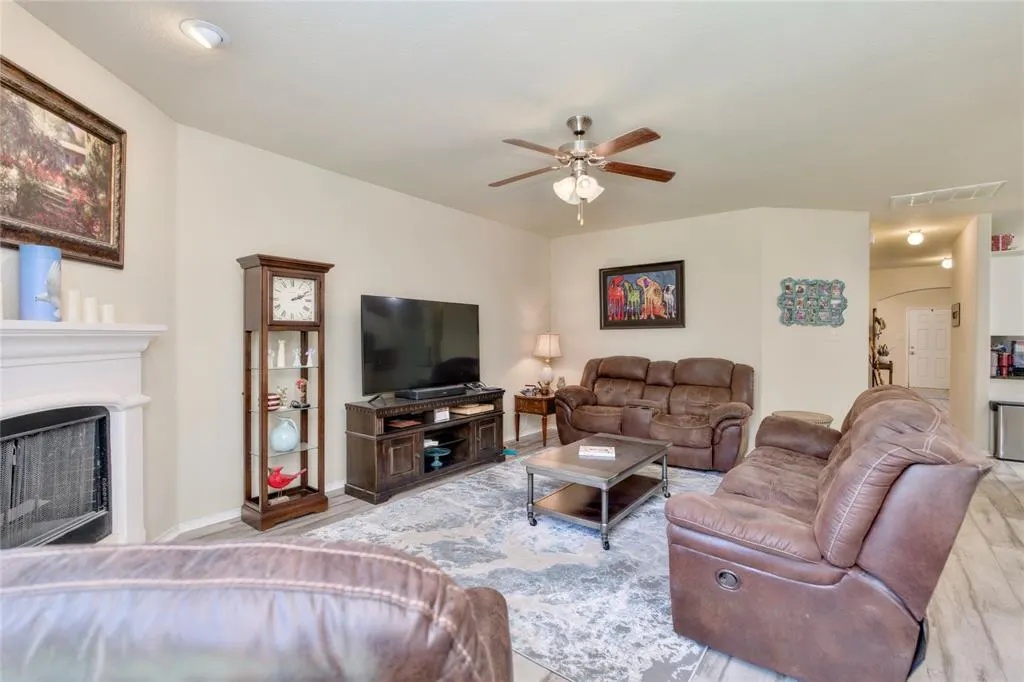 1208 Cheyenne Drive
