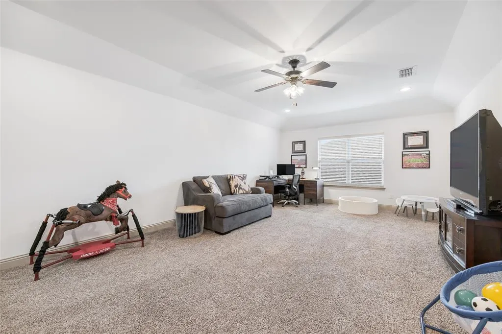 7512 Sabine Drive