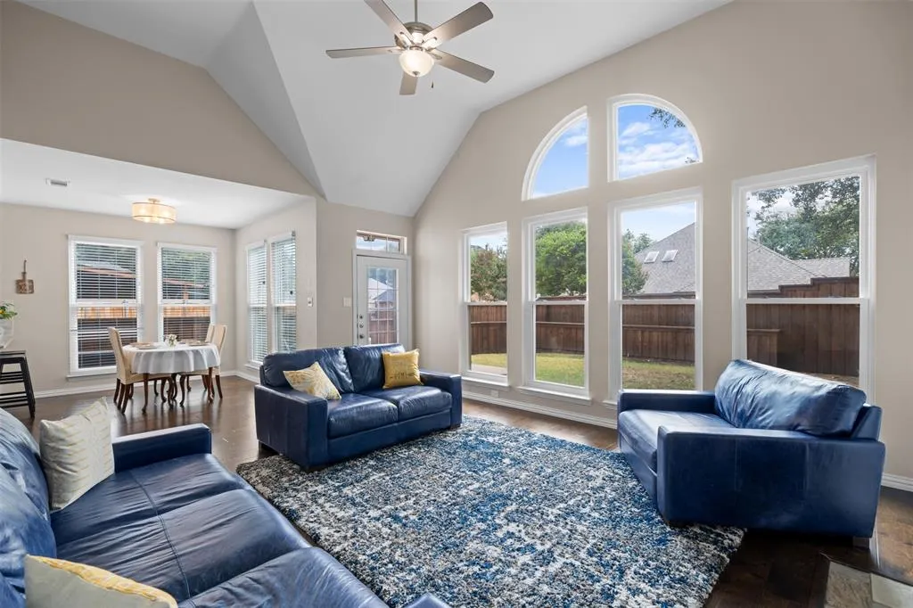 7812 Alderwood Place