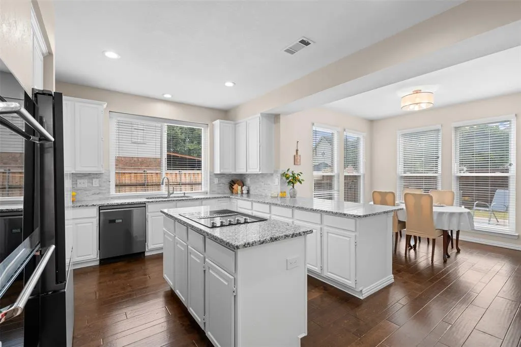 7812 Alderwood Place