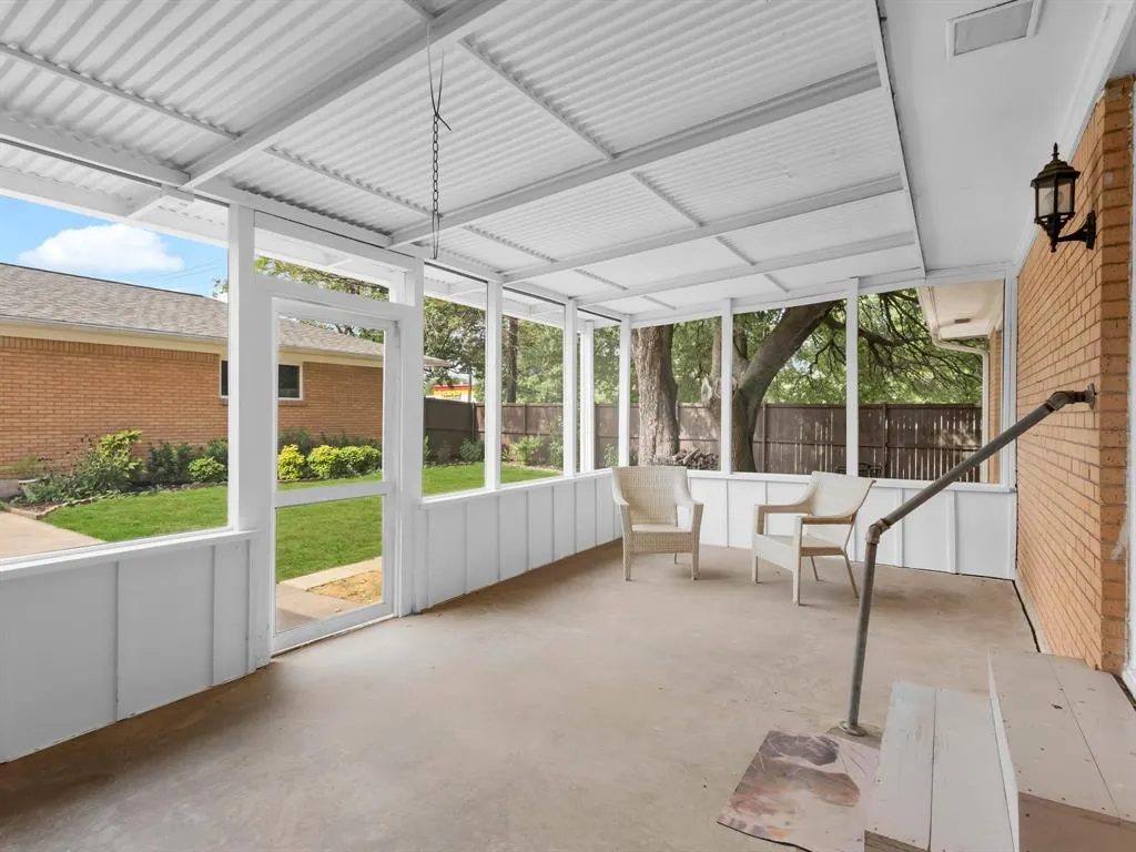 1511 Wysong Drive