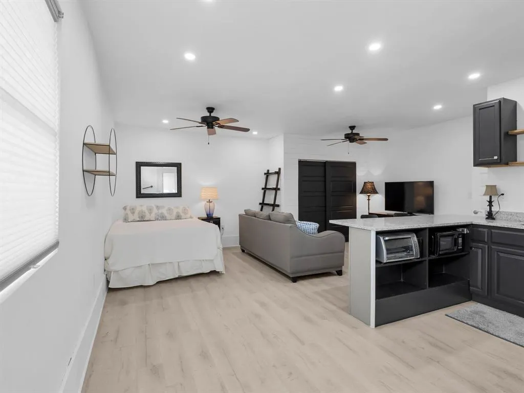 1511 Wysong Drive