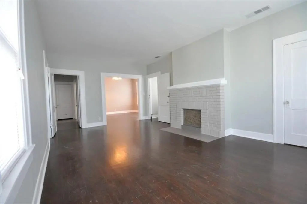 1412 Kings Highway