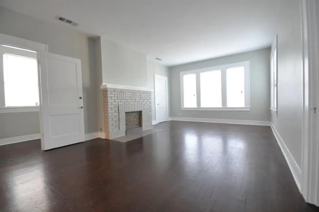 1412 Kings Highway