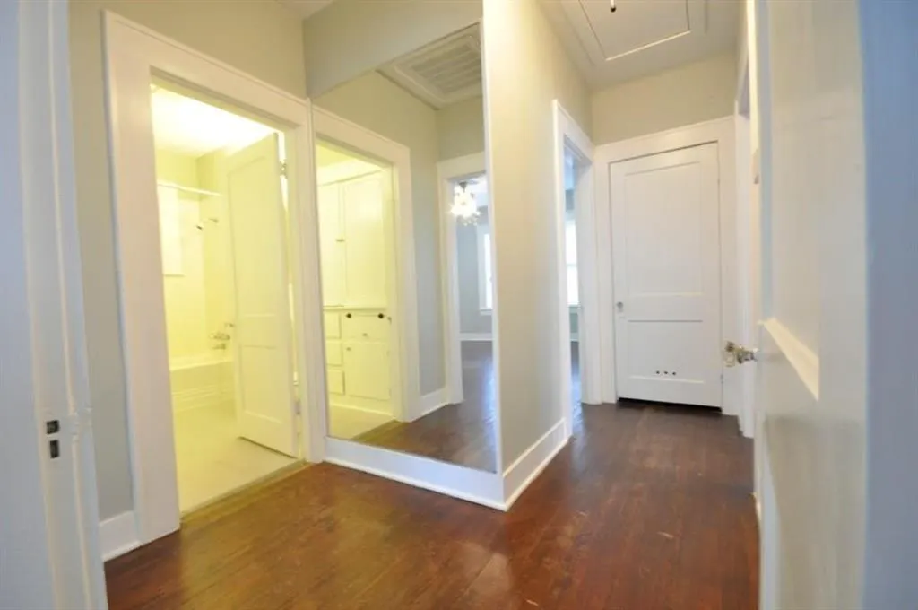 1412 Kings Highway
