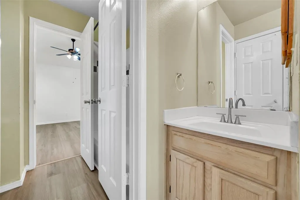 11953 Oak Highlands Drive