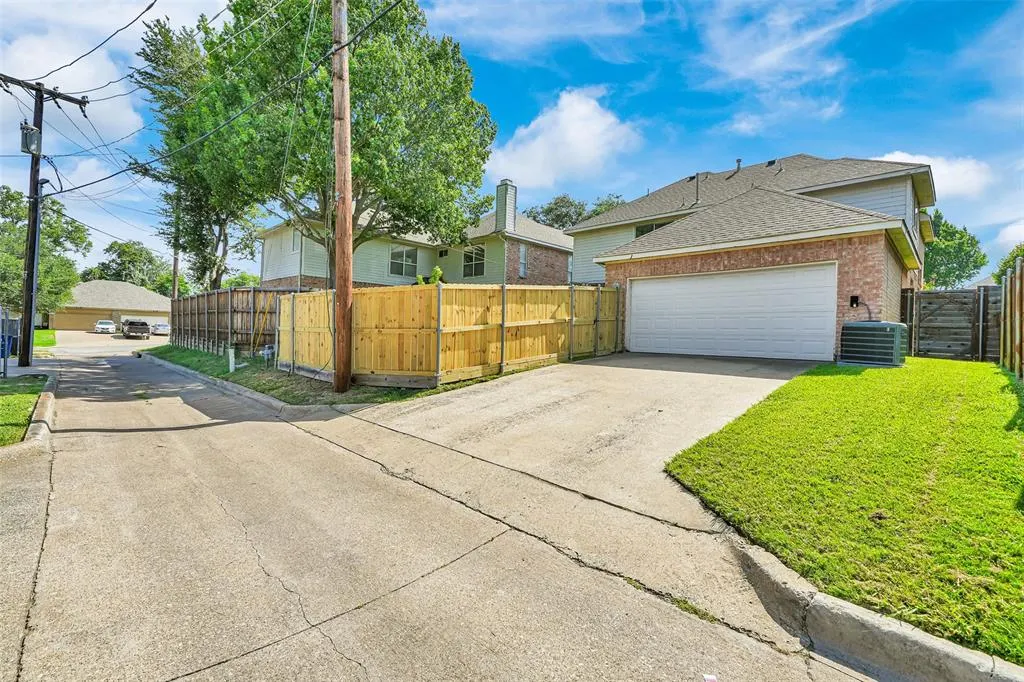 11953 Oak Highlands Drive