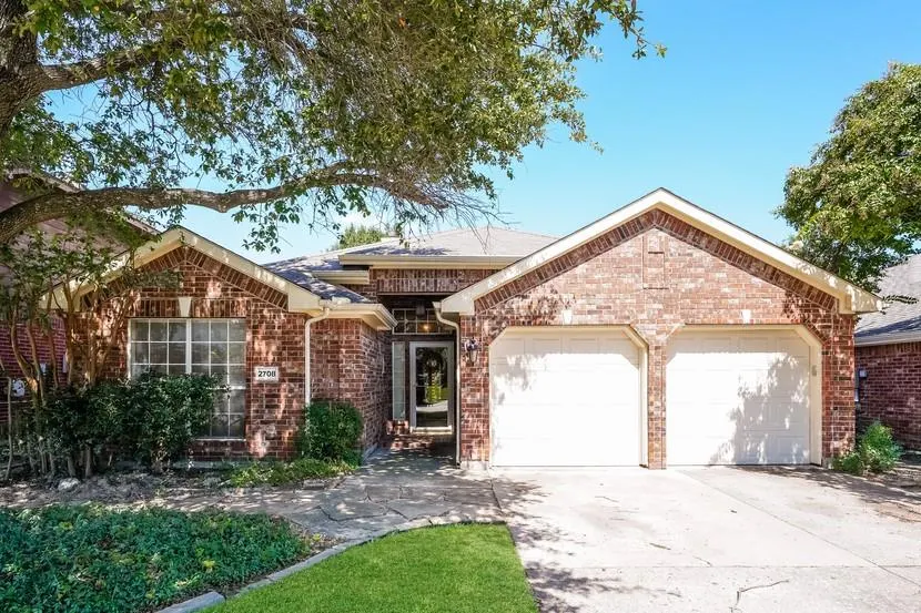 2708 Berry Hill