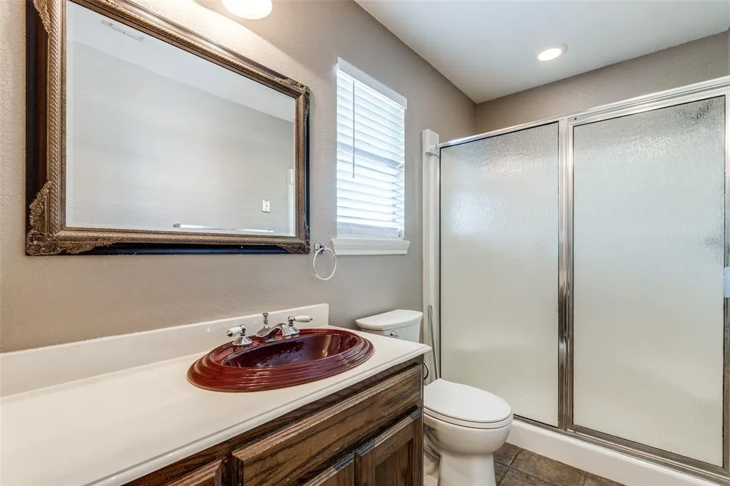 5675 Four Seasons Lane
