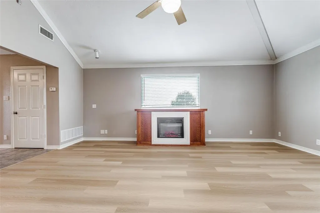 5675 Four Seasons Lane