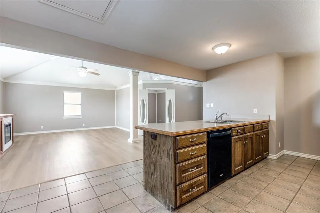 5675 Four Seasons Lane