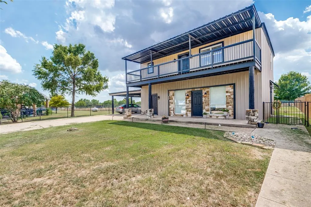5675 Four Seasons Lane