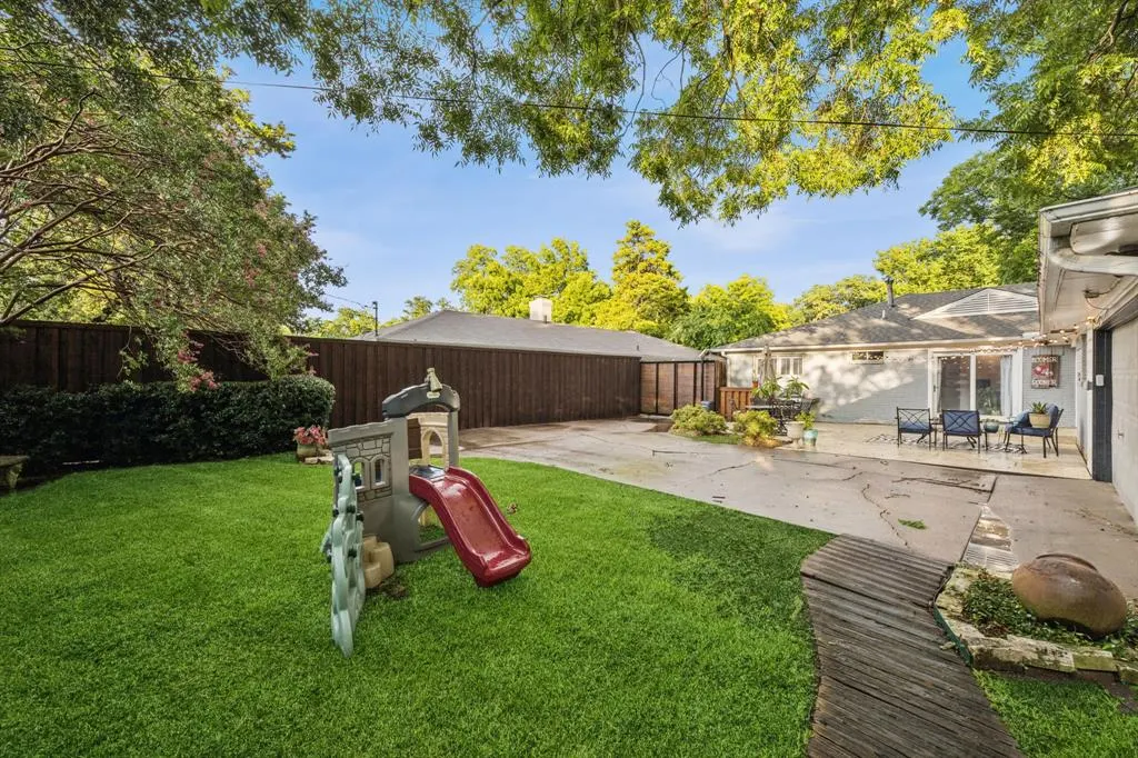 6855 Arboreal Drive