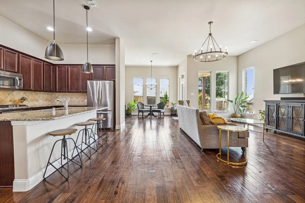 7408 San Jacinto Trail