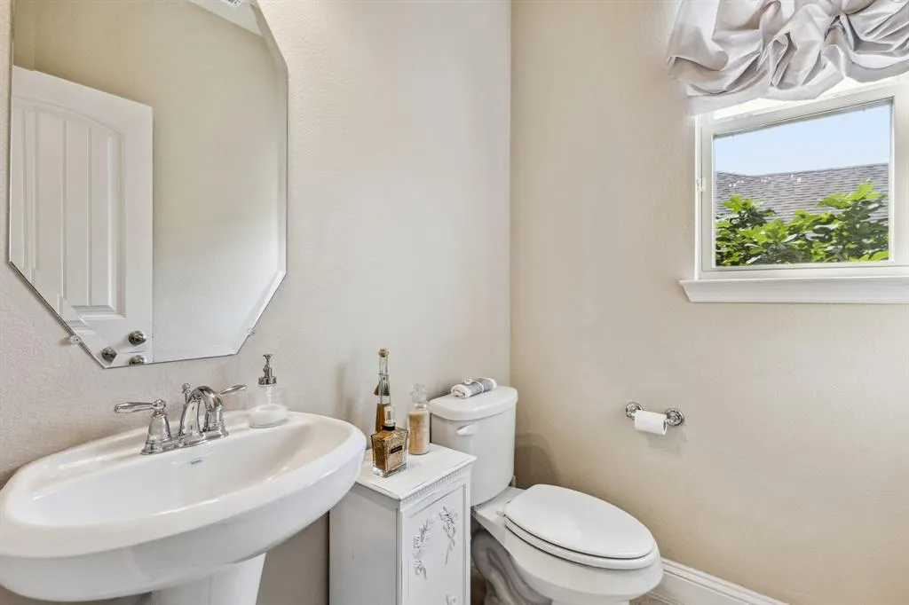7408 San Jacinto Trail