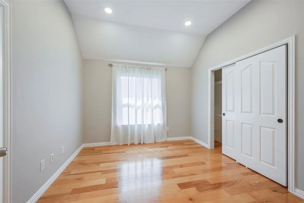 3829 Elgin Drive