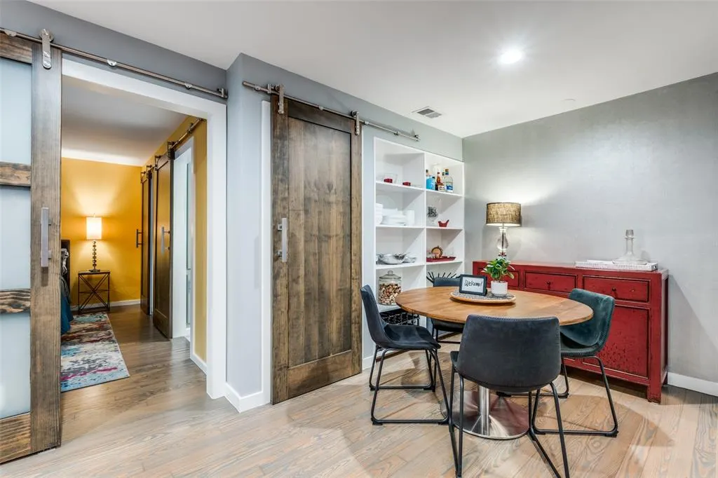 4231 Travis Street, #17