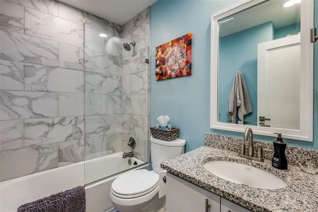 4231 Travis Street, #17