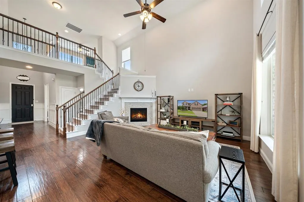 7705 Lake Worth Cove