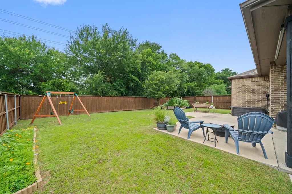 7705 Lake Worth Cove