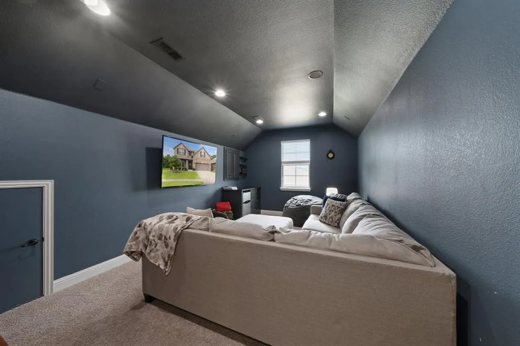 7705 Lake Worth Cove
