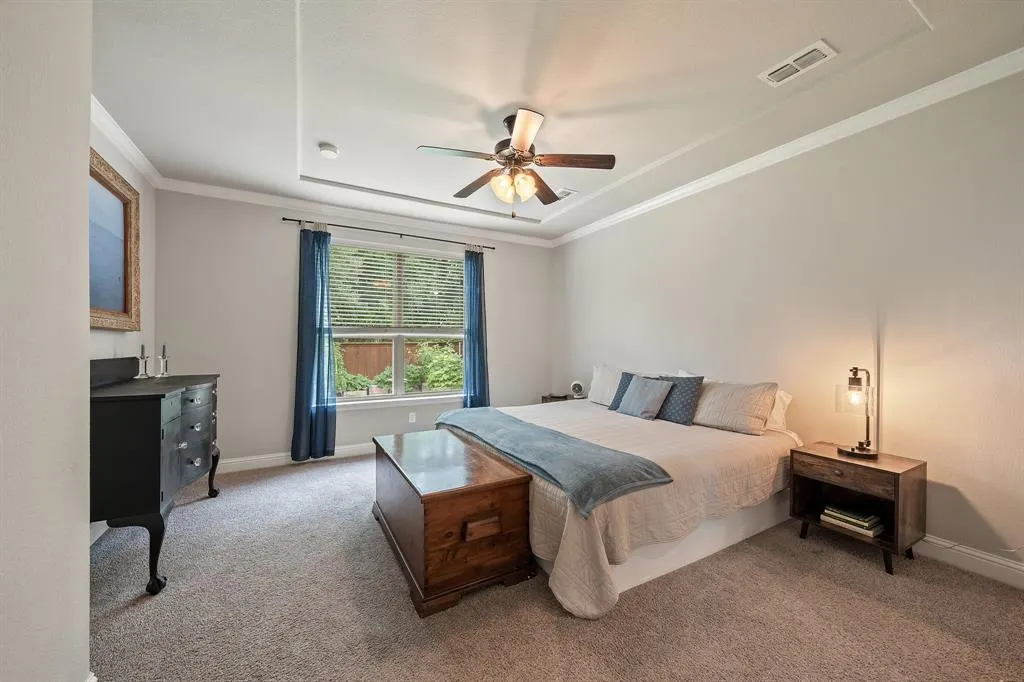 7705 Lake Worth Cove
