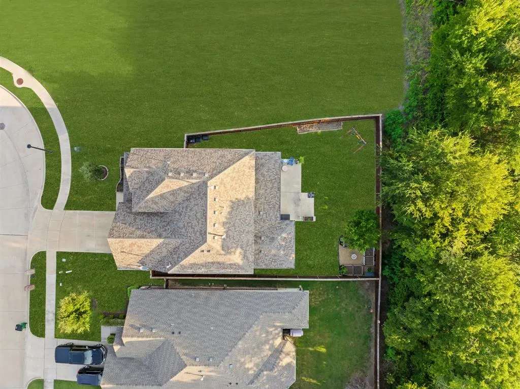 7705 Lake Worth Cove