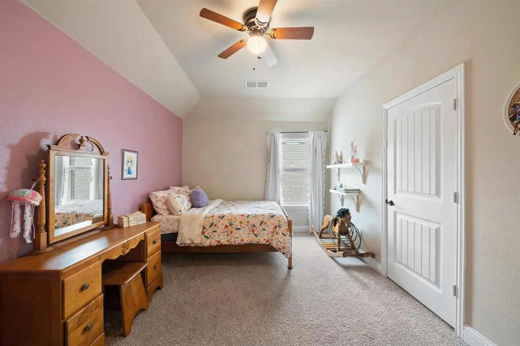 7705 Lake Worth Cove