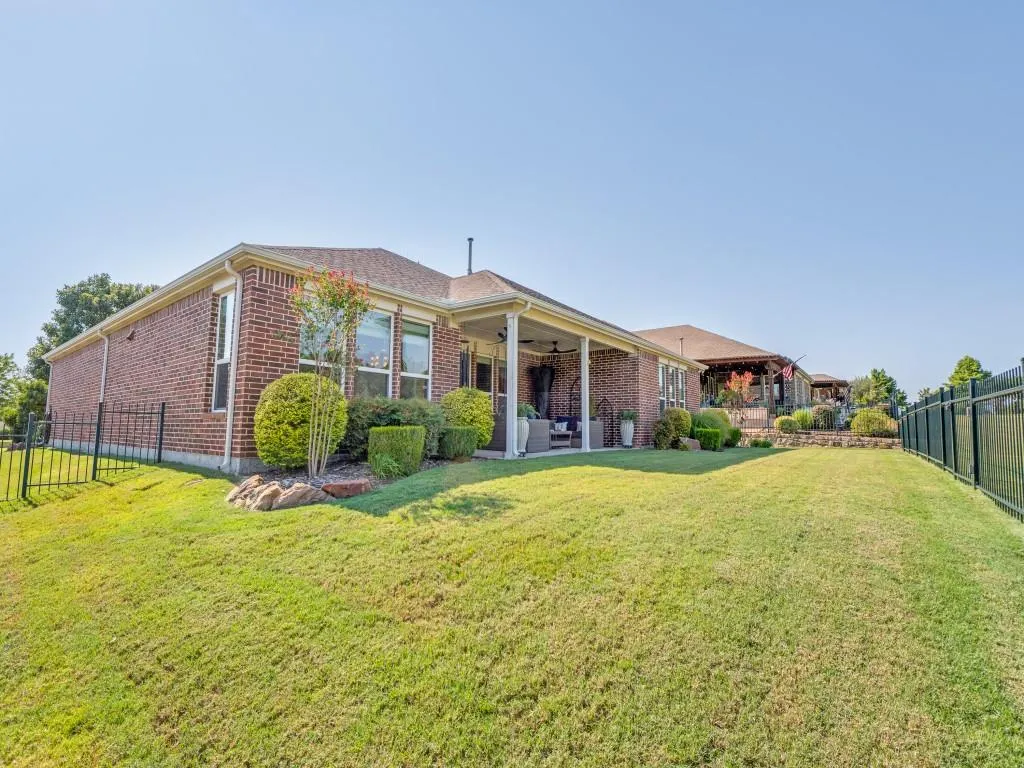 6634 Eagle Rock Drive