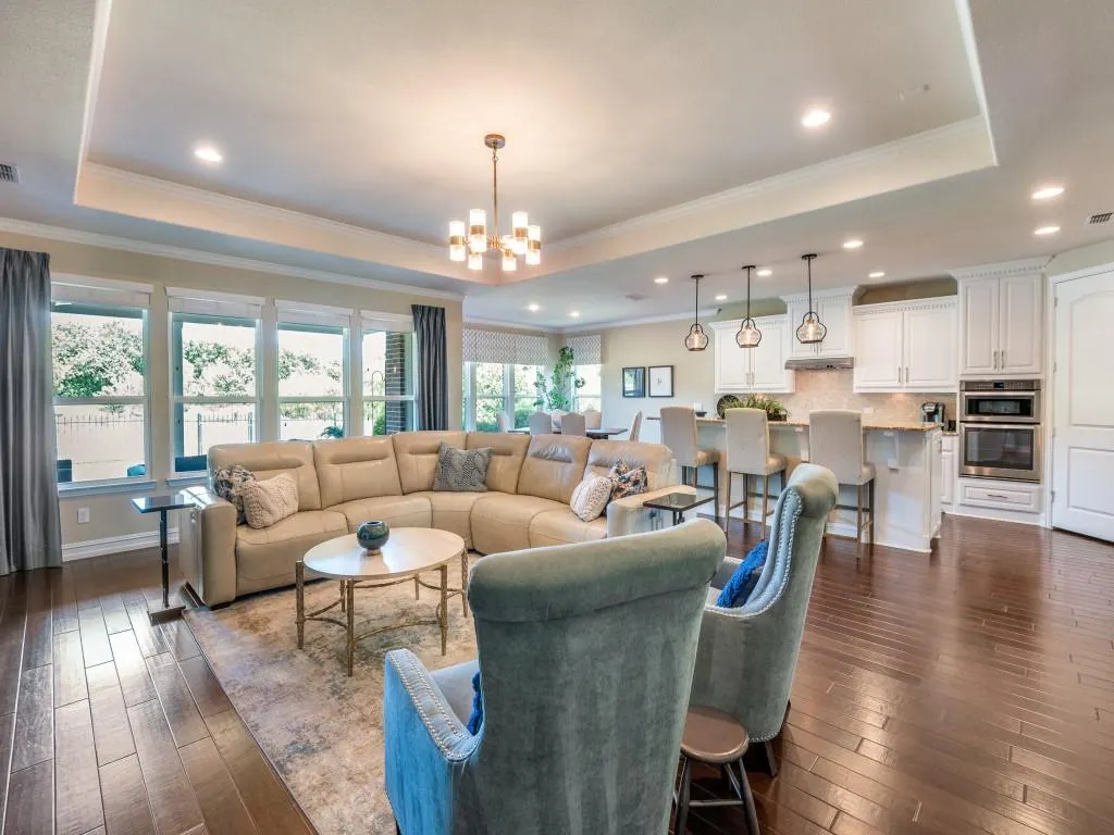 6634 Eagle Rock Drive