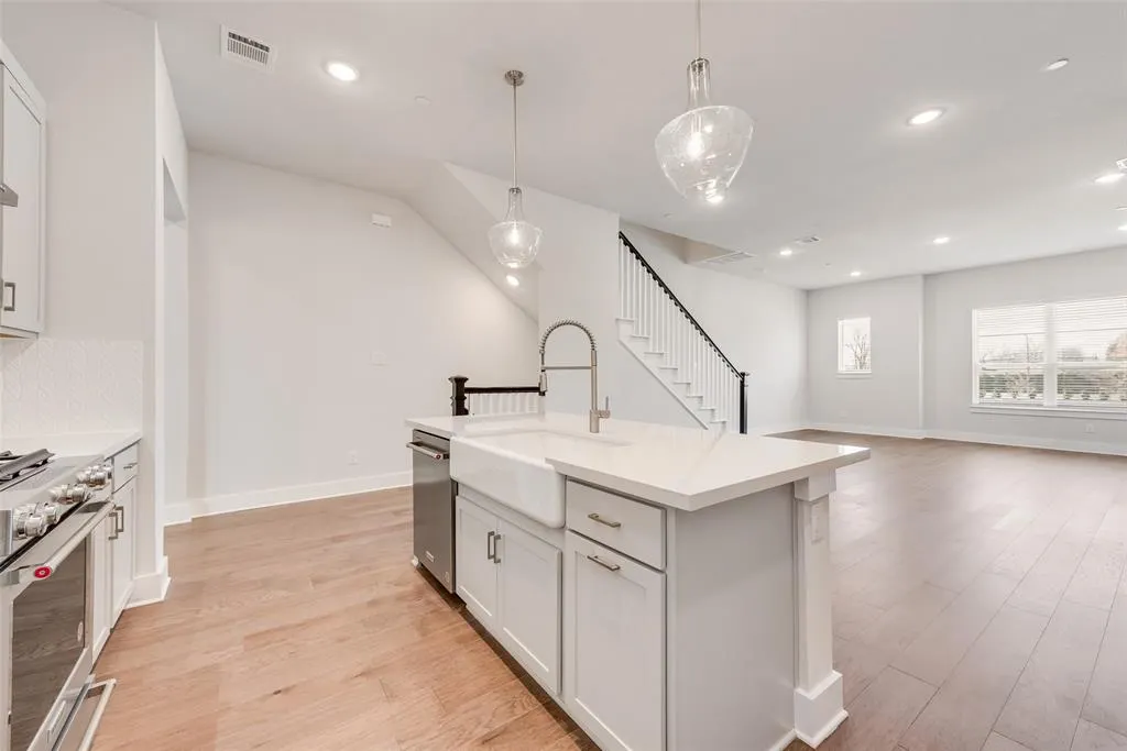 916 Concan Drive