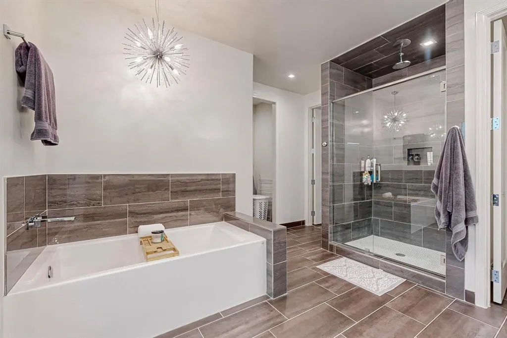1813 Park Avenue, #204